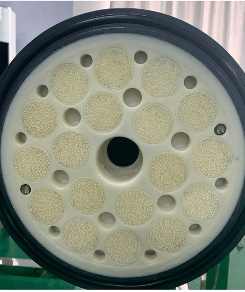 簾式超濾膜比卷式超濾膜貴嗎？